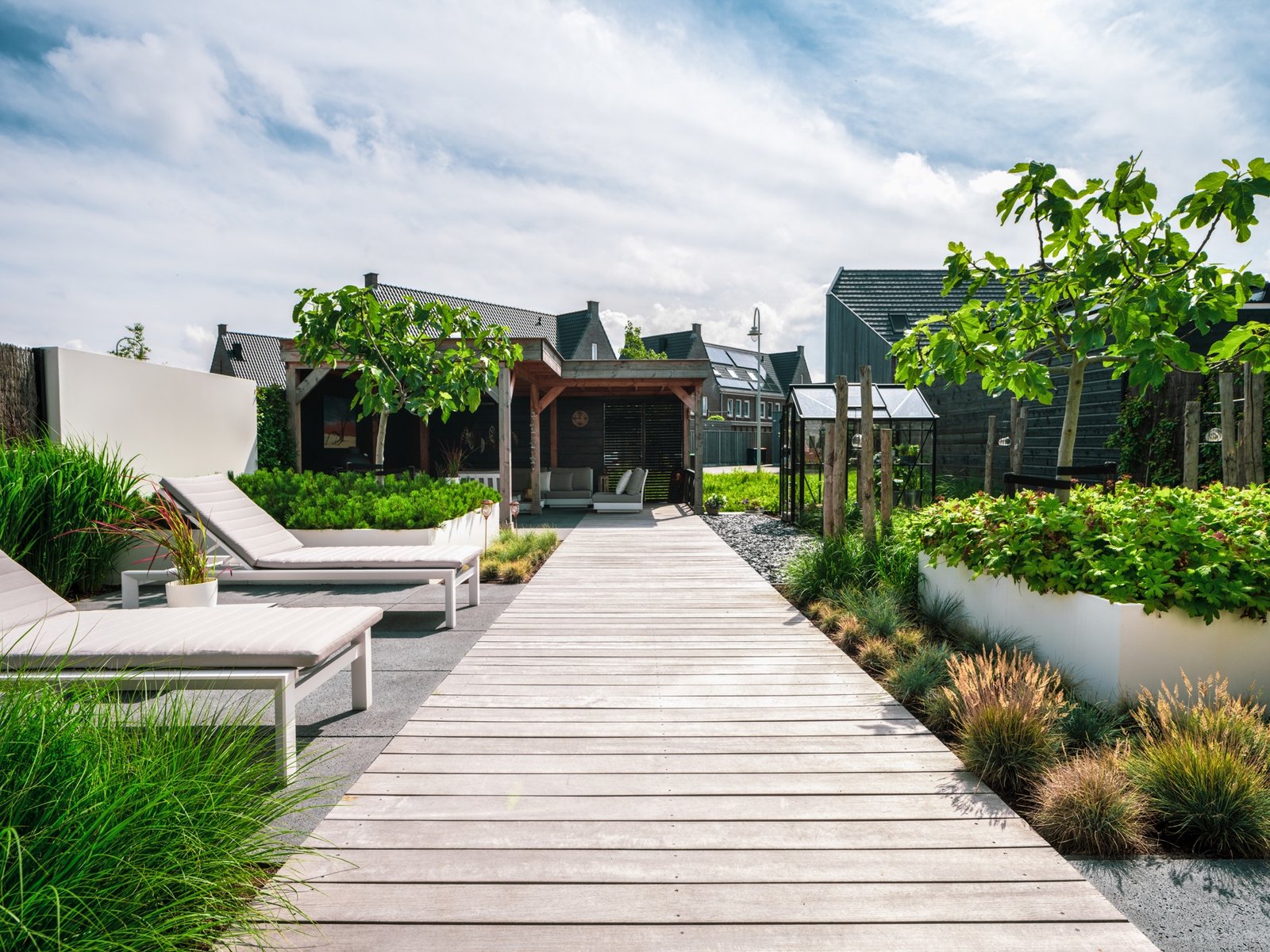 تنسيق حدائق فلل بالرياض