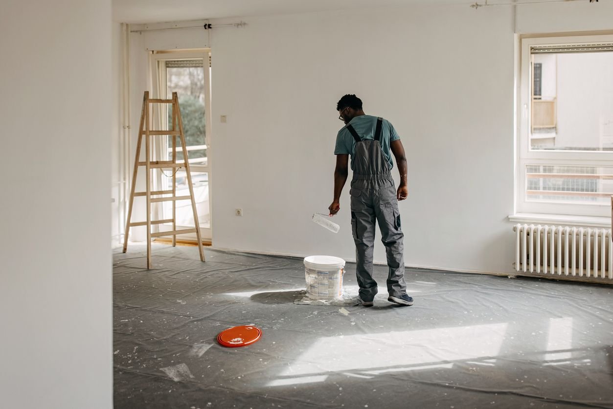 معلم دهانات في الرياض